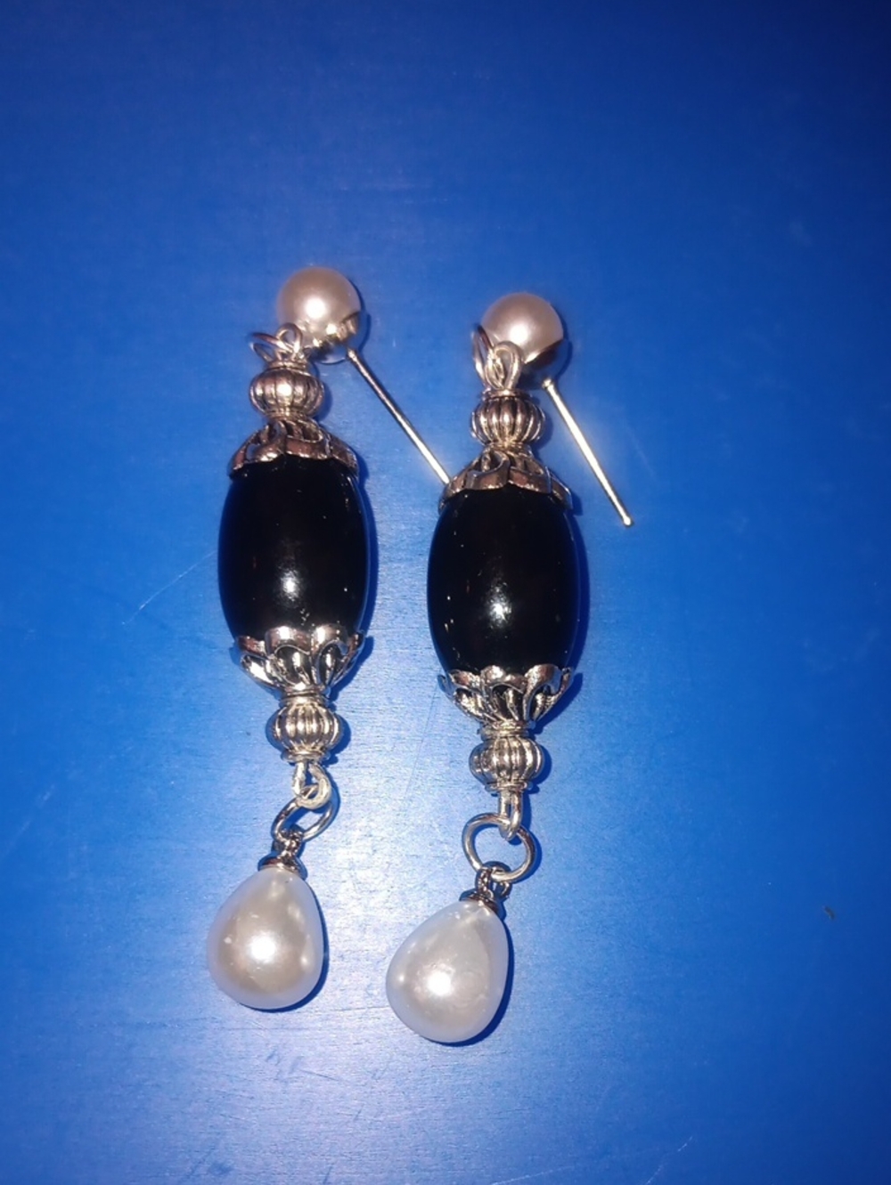 Elegant Black Bead and Pearl Drop Earrings - Women Jewelry